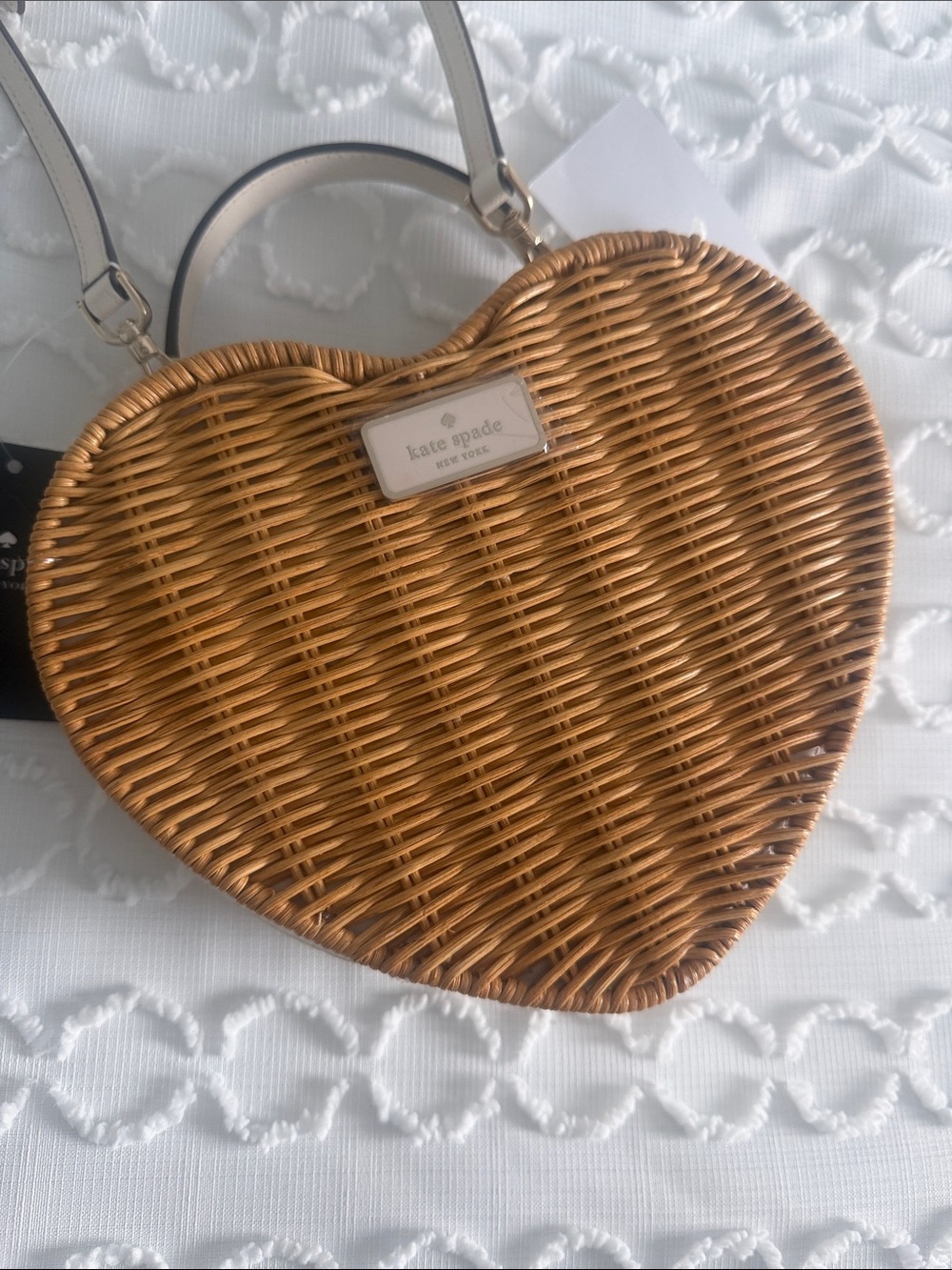Kate Spade Wicker Heart Crossbody Bag NWT - Picture 4 of 8